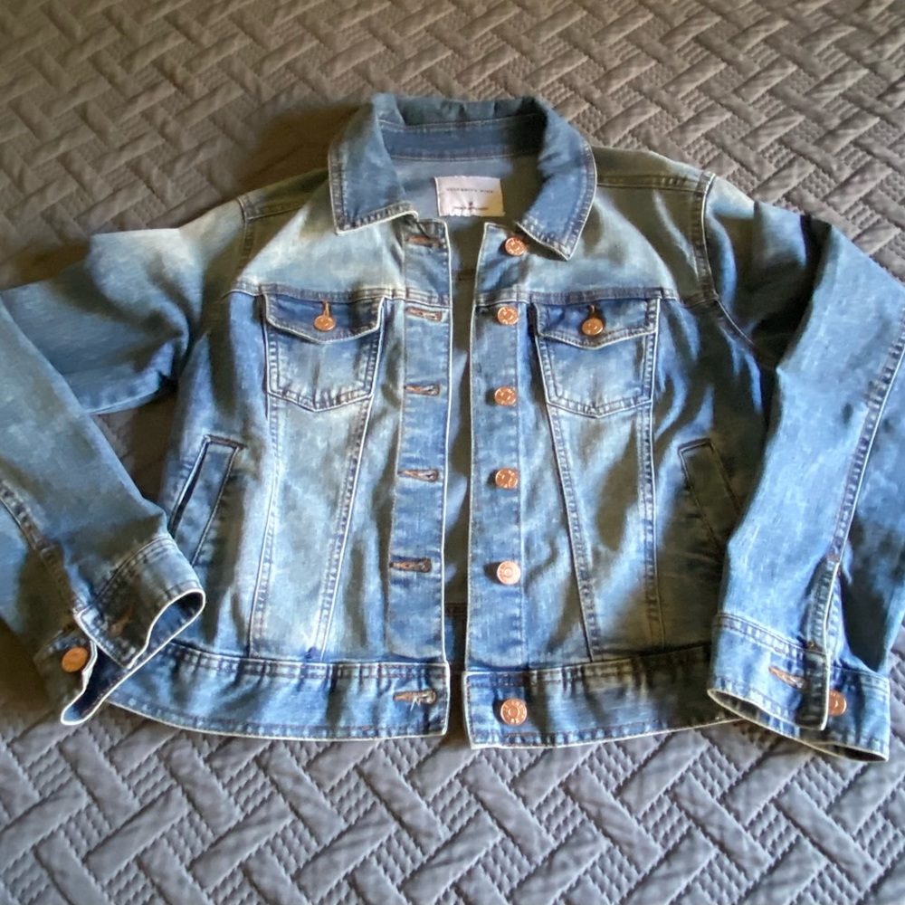 Women’s jean jacket